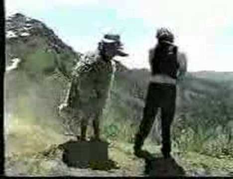 Imagen de guru guru y el profesor Rossa.