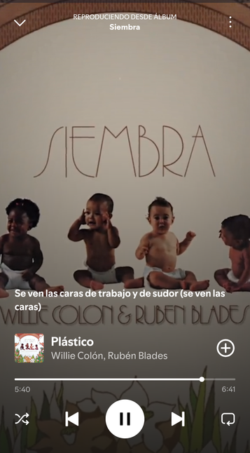 Captura de Spotify que muestra la reproducción del disco Siembra de Willie Colón y Rubén Blades .