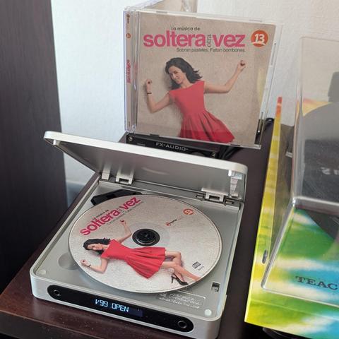 CD de la banda sonora de "Soltera Otra Vez”